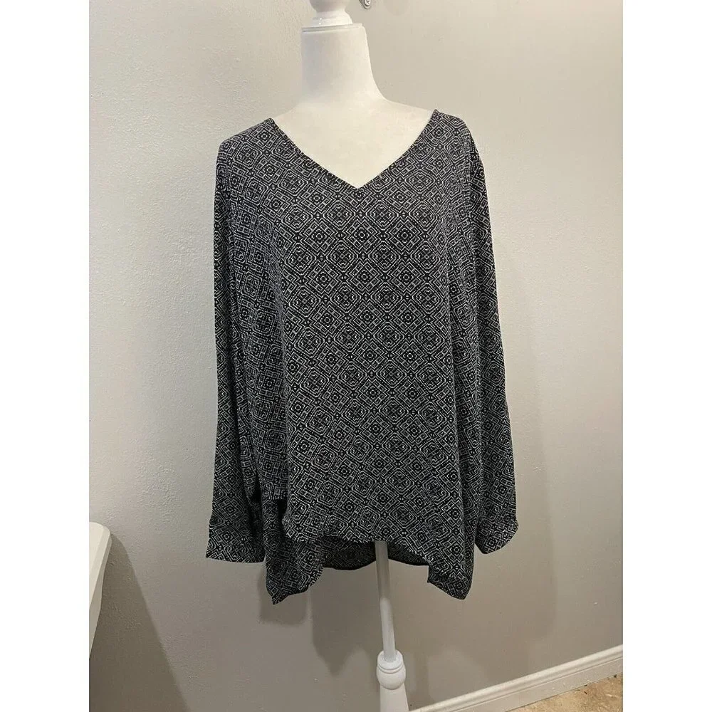 Chelsea & Theodore Blouse Women XXL Geo Print Black And White